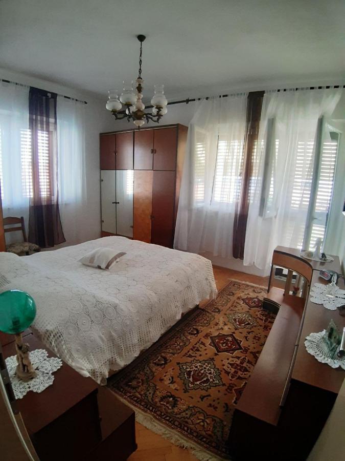 Apartmani Luce Sumartin Exterior foto